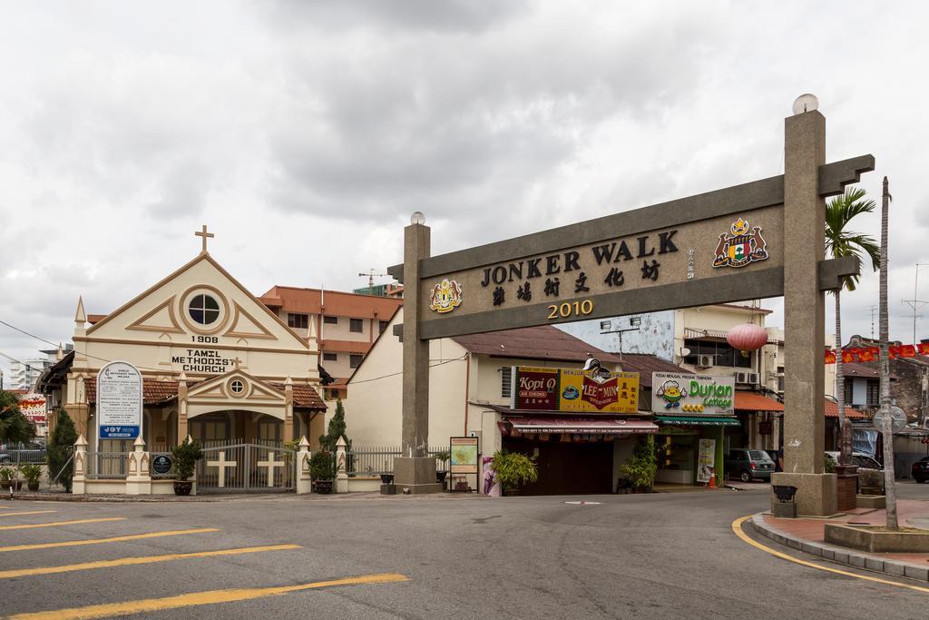 Hallmark Express Hotel Malacca Екстериор снимка