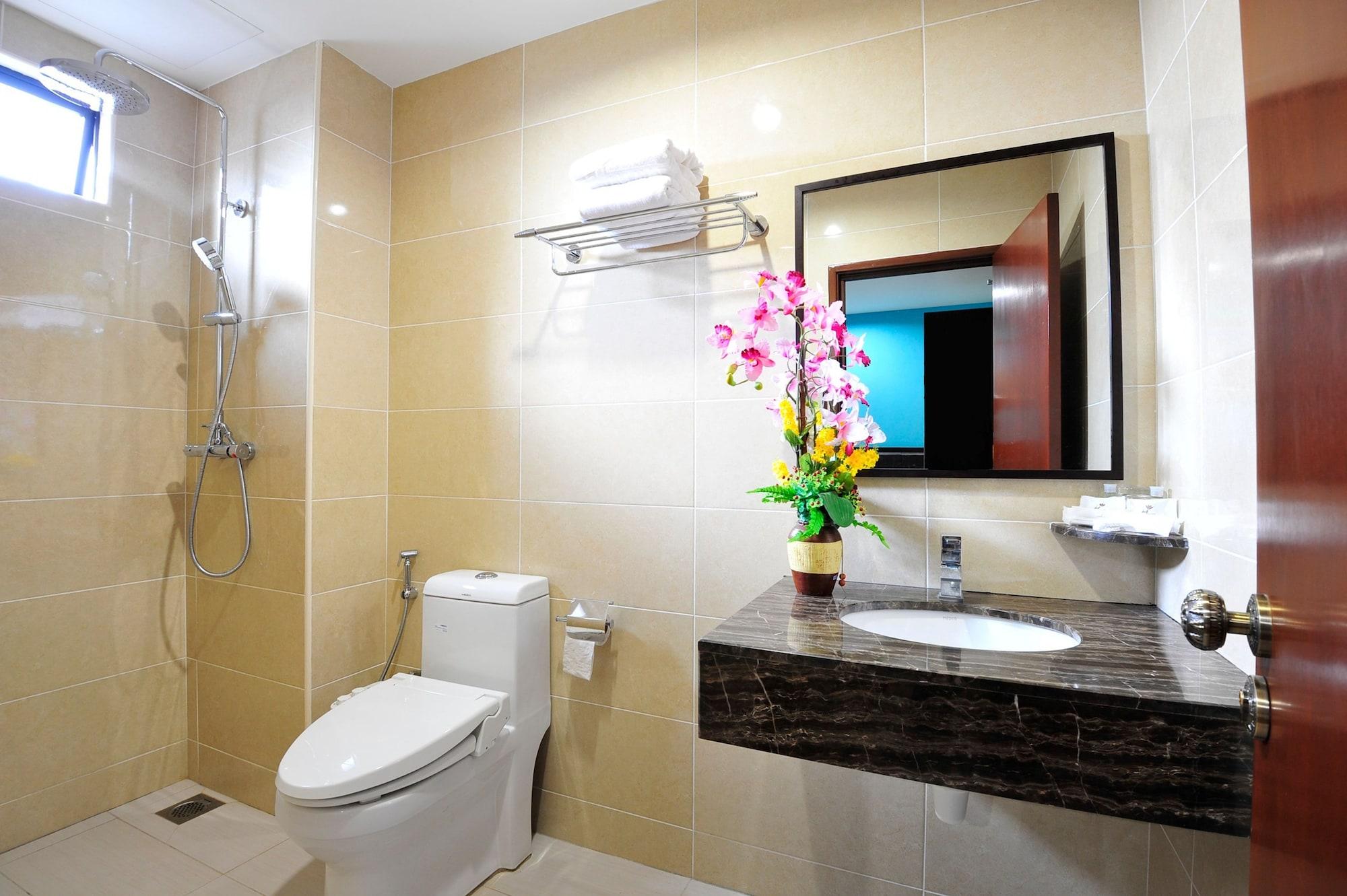 Hallmark Express Hotel Malacca Екстериор снимка