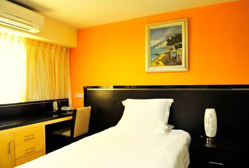 Hallmark Express Hotel Malacca Екстериор снимка